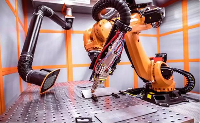 点焊接机器人运作技术的特点